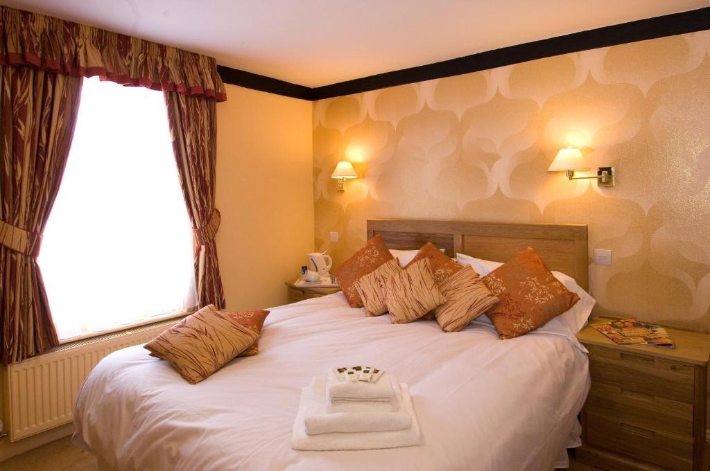 The Roebuck Inn - Relaxinnz Harrietsham Bilik gambar