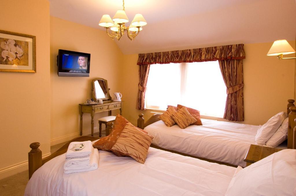 The Roebuck Inn - Relaxinnz Harrietsham Bilik gambar