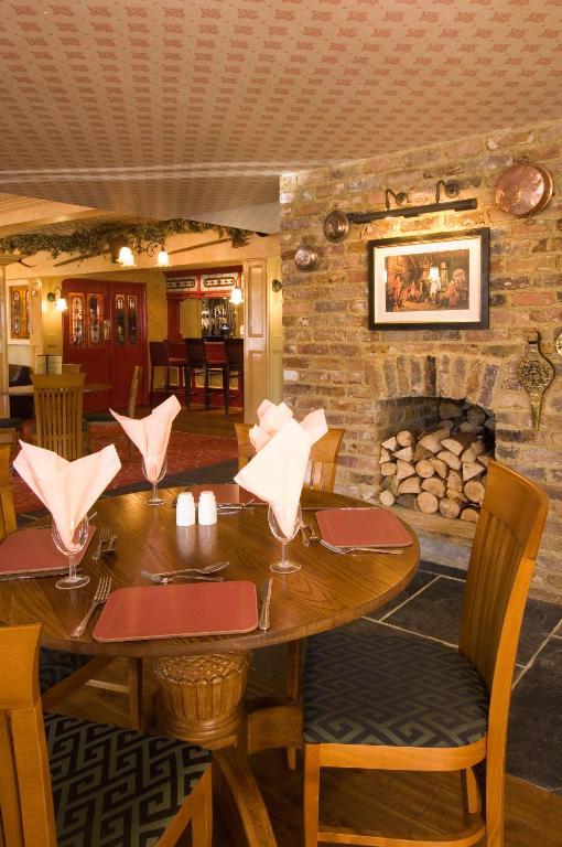 The Roebuck Inn - Relaxinnz Harrietsham Luaran gambar