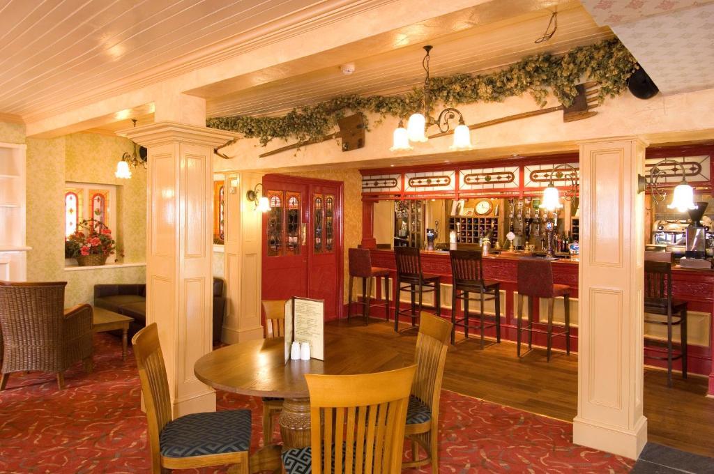 The Roebuck Inn - Relaxinnz Harrietsham Luaran gambar